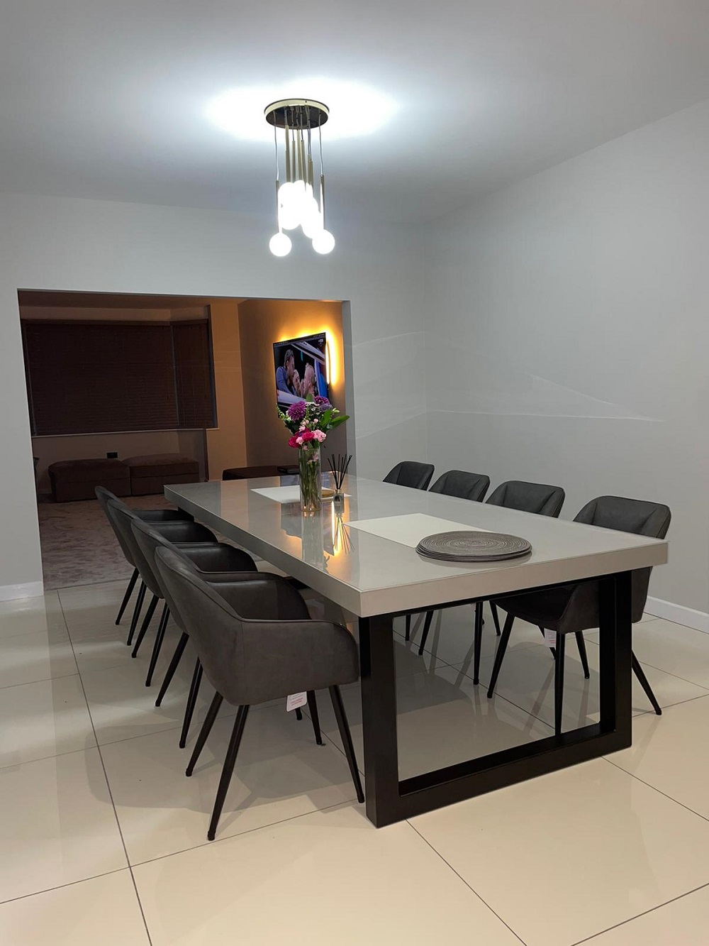 oversize square table base